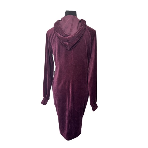 Jessica Simpson Hooded Maternity Dress Burgundy - Picture 3 of 13